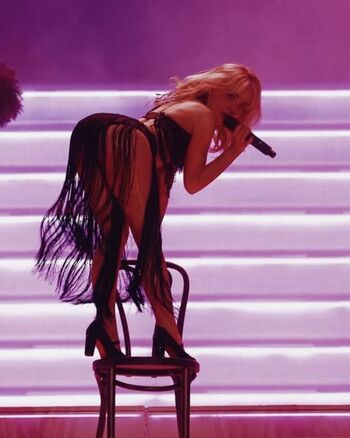 Sabrina carpenter  page leaked private photo uncensored HD quality