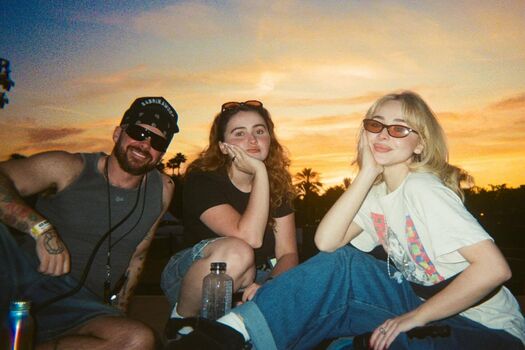 Sabrina carpenter leaked private photo uncensored HD quality