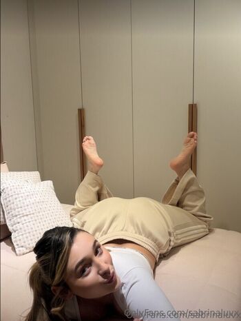 Sabrinaluvx leaked private photo uncensored HD quality