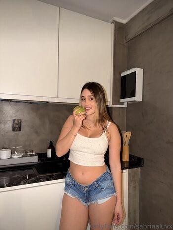 Sabrinaluvx leaked private photo uncensored HD quality