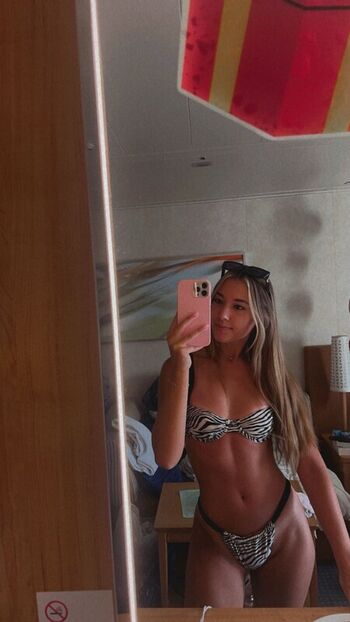 Sabsthesav page leaked private photo uncensored HD quality