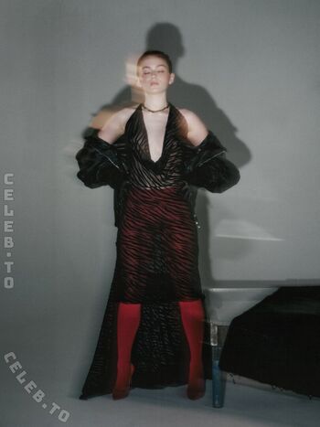 Sadie sink leaked private photo uncensored HD quality