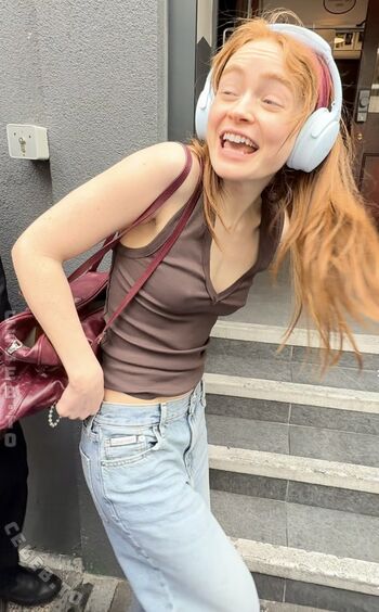 Sadie sink leaked private photo uncensored HD quality