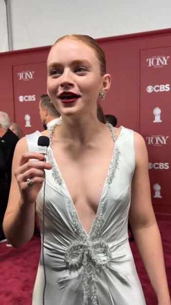 Sadie sink leaked private photo uncensored HD quality