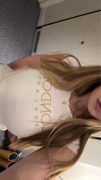 Sara dobrik page leaked private photo uncensored HD quality