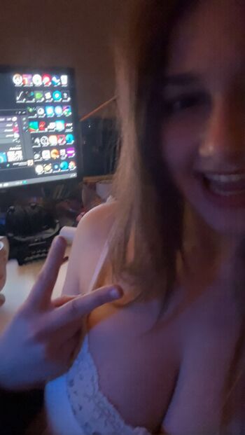 Sara dobrik leaked private photo uncensored HD quality