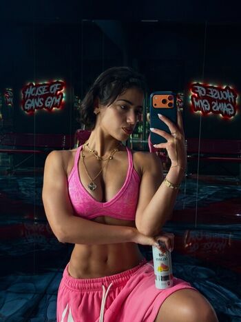 Sara saffari page leaked private photo uncensored HD quality