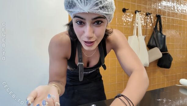 Sara saffari page leaked private photo uncensored HD quality