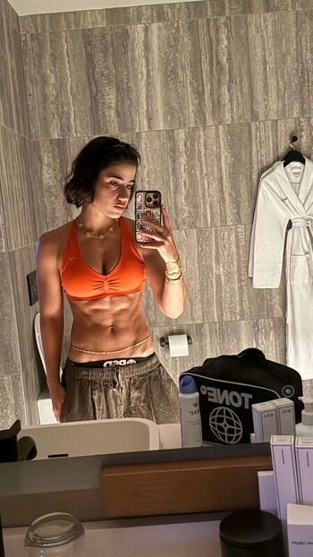 Sara saffari page leaked private photo uncensored HD quality