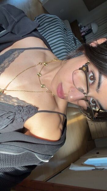 Sara saffari page leaked private photo uncensored HD quality