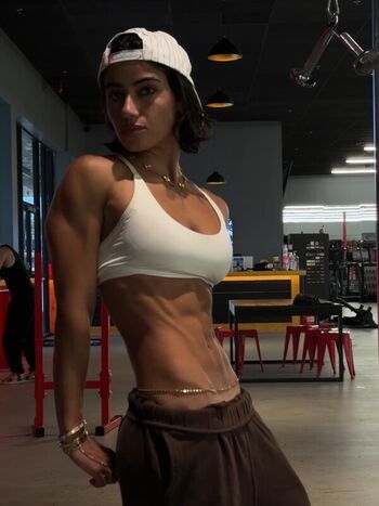 Sara saffari page leaked private photo uncensored HD quality