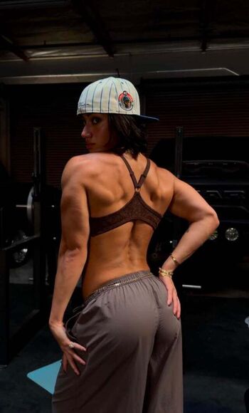Sara saffari page leaked private photo uncensored HD quality