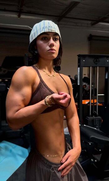 Sara saffari page leaked private photo uncensored HD quality