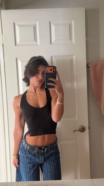 Sara saffari page leaked private photo uncensored HD quality