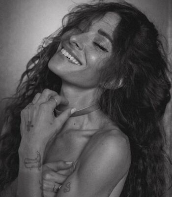 Sarah shahi page leaked private photo uncensored HD quality
