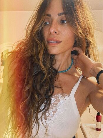 Sarah shahi page leaked private photo uncensored HD quality
