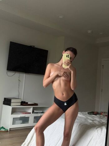 Savannah demers  page leaked private photo uncensored HD quality