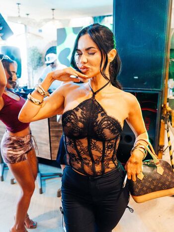 See through leaked private photo uncensored HD quality