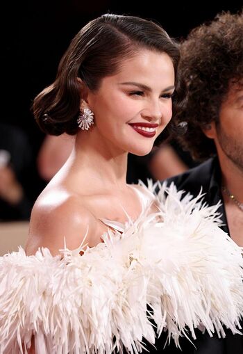 Selena gomez  page leaked private photo uncensored HD quality