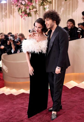 Selena gomez  page leaked private photo uncensored HD quality