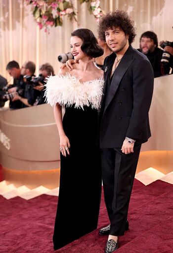 Selena gomez  page leaked private photo uncensored HD quality