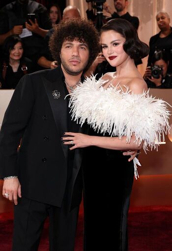 Selena gomez  page leaked private photo uncensored HD quality