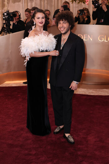 Selena gomez  page leaked private photo uncensored HD quality