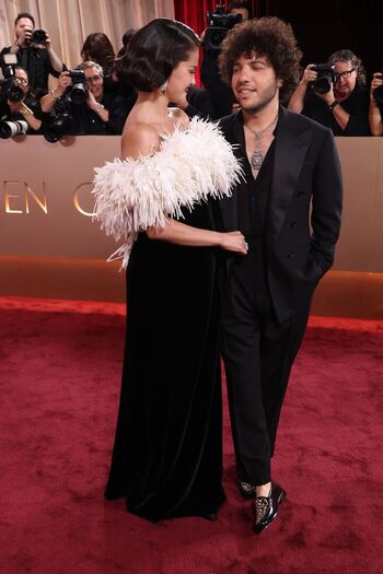 Selena gomez  page leaked private photo uncensored HD quality