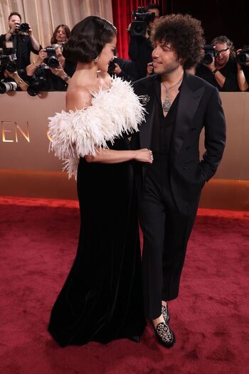 Selena gomez  page leaked private photo uncensored HD quality