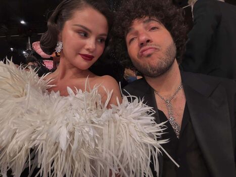 Selena gomez  page leaked private photo uncensored HD quality