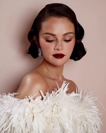 Selena gomez  page leaked private photo uncensored HD quality