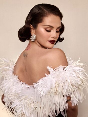 Selena gomez  page leaked private photo uncensored HD quality