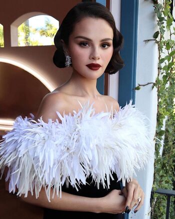 Selena gomez  page leaked private photo uncensored HD quality