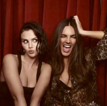 Selena gomez  page leaked private photo uncensored HD quality