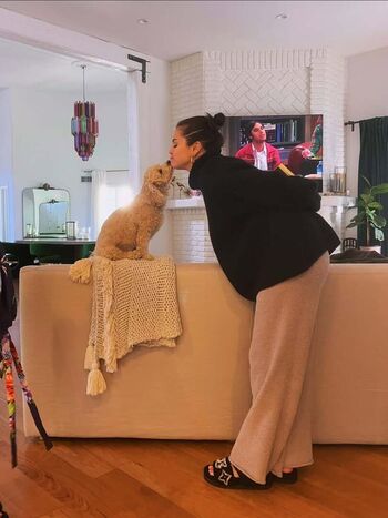 Selena gomez  page leaked private photo uncensored HD quality