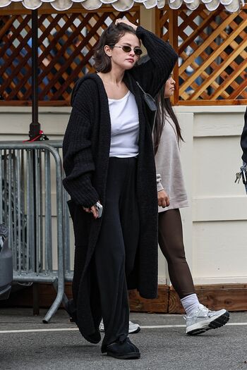 Selena gomez  page leaked private photo uncensored HD quality