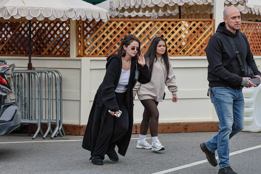 Selena gomez  page leaked private photo uncensored HD quality