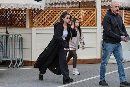 Selena gomez  page leaked private photo uncensored HD quality