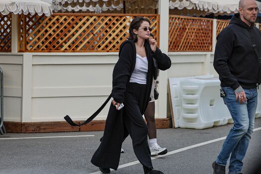 Selena gomez  page leaked private photo uncensored HD quality