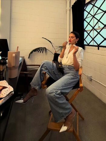 Selena gomez  page leaked private photo uncensored HD quality