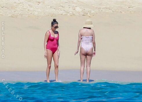 Selena gomez  page leaked private photo uncensored HD quality