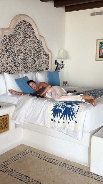 Selena gomez  page leaked private photo uncensored HD quality