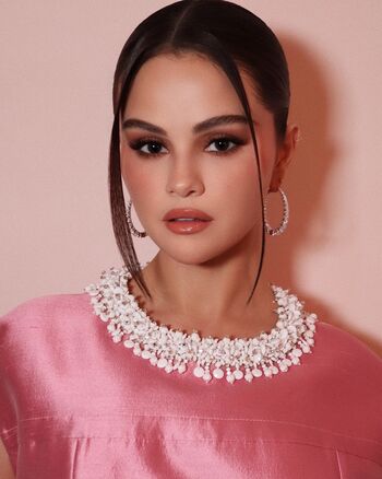 Selena gomez  page leaked private photo uncensored HD quality