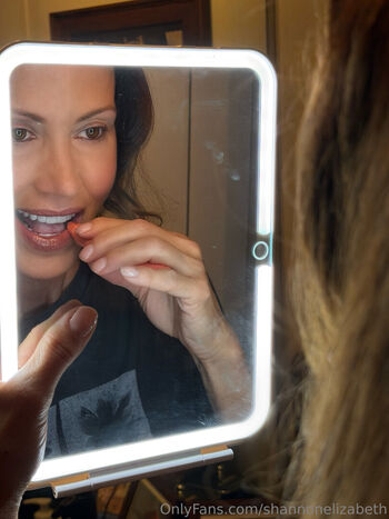 Shannon elizabeth page leaked private photo uncensored HD quality