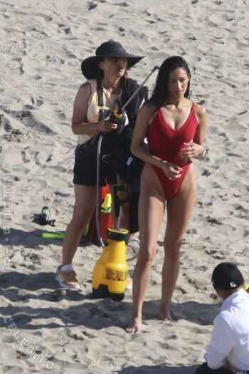 Shay mitchell page leaked private photo uncensored HD quality