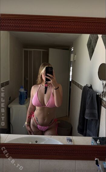 Sinasunchez leaked private photo uncensored HD quality