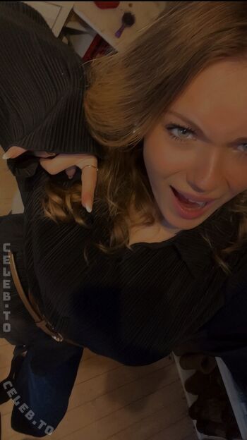 Sophiawestend page leaked private photo uncensored HD quality