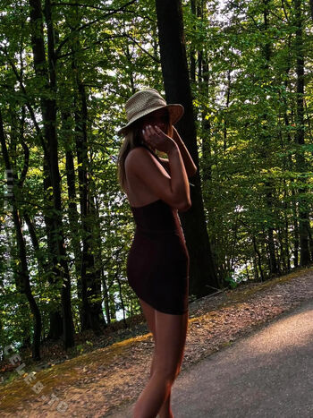 Sophiawestend leaked private photo uncensored HD quality