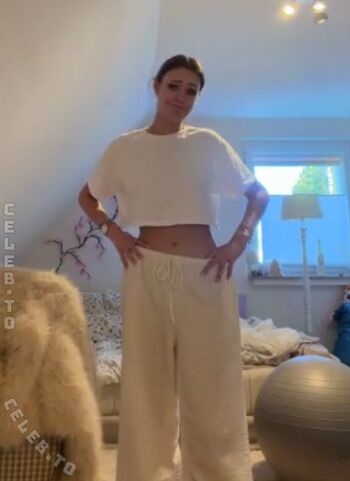 Sophiawestend leaked private photo uncensored HD quality