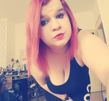 Sophieschmande page leaked private photo uncensored HD quality